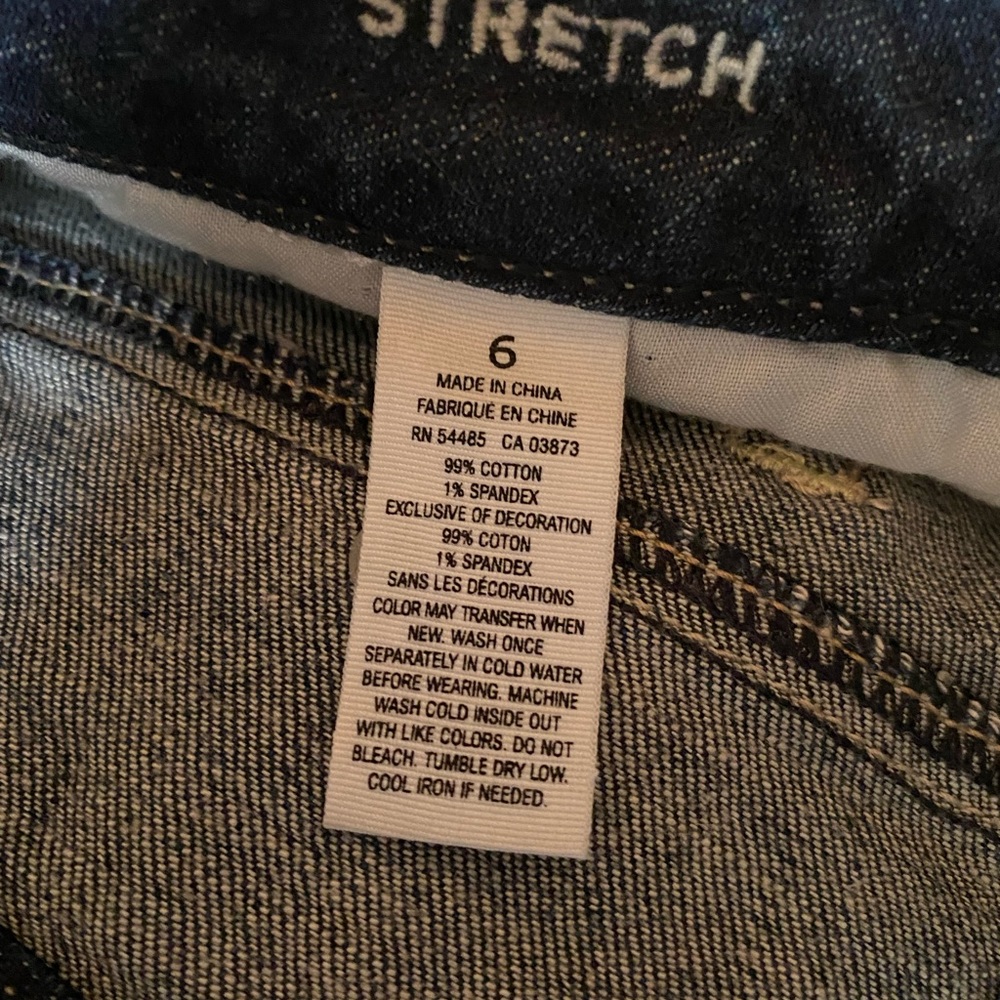 Jean Shorts - Picture 3 of 3